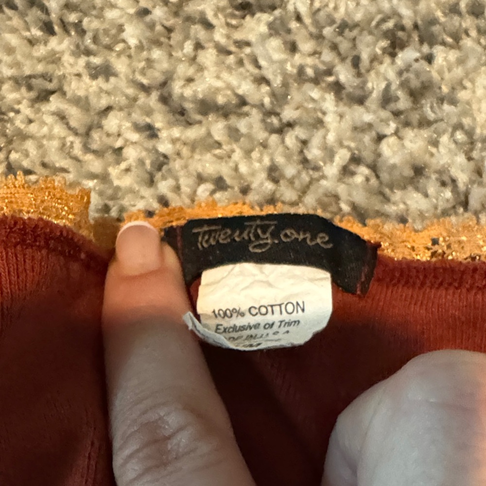 Twenty One Rust Camisole with Cream Lace Trim - Picture 3 of 5